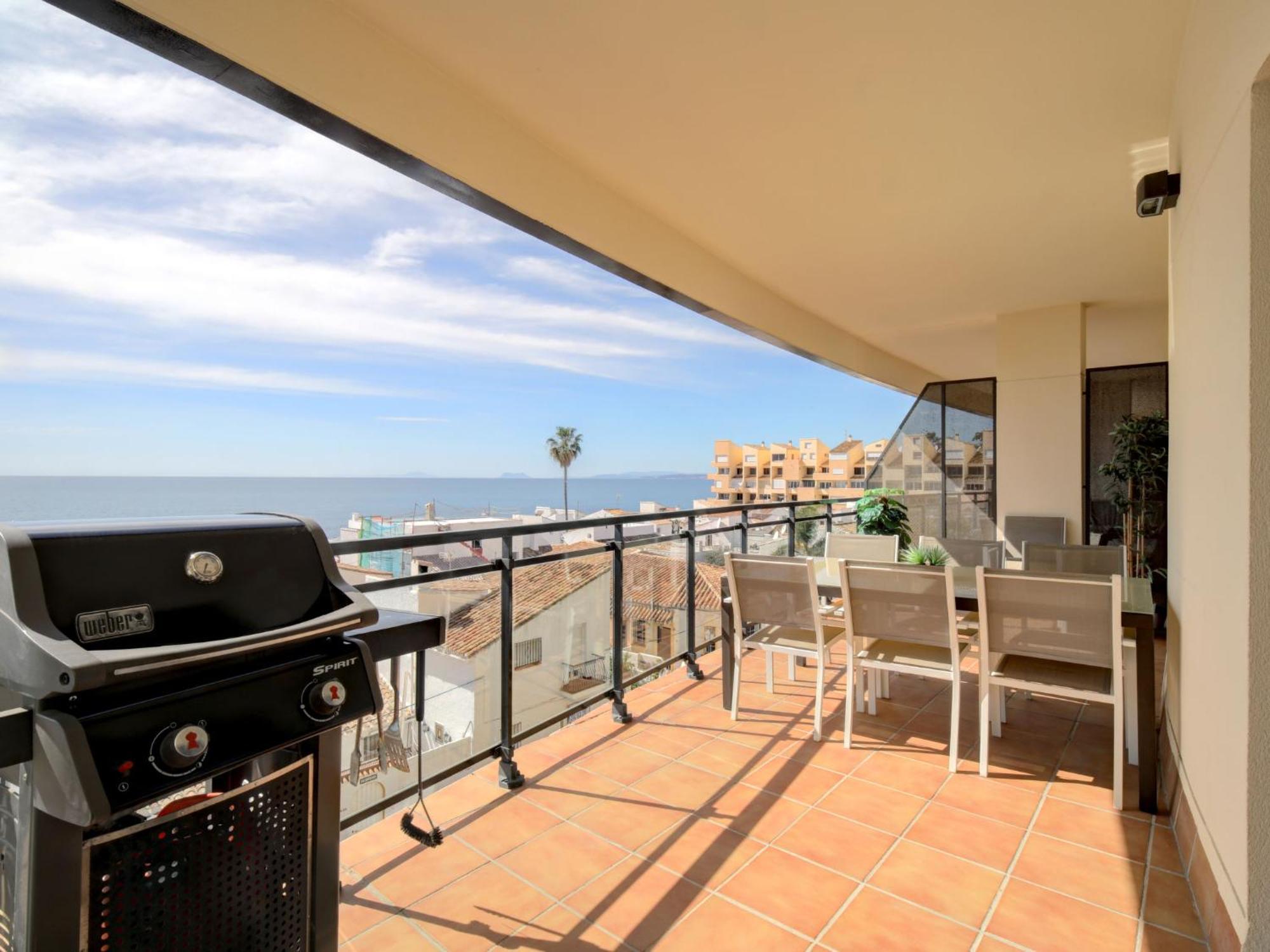 Apartment Cosmo Beach-2 By Interhome Estepona