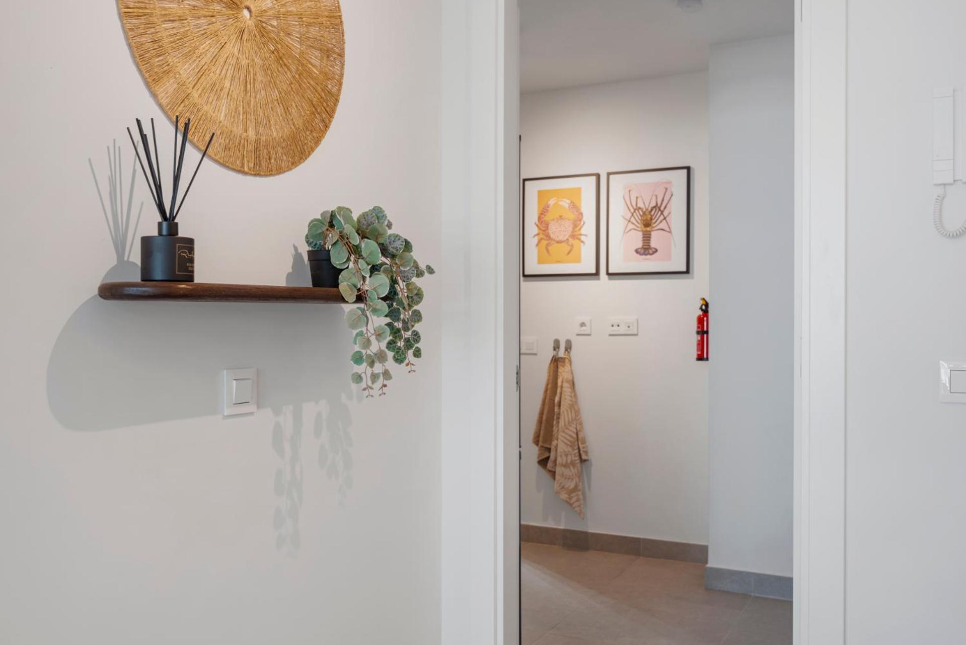Casa Rosa - Prime Location With Pool And Parking Estepona