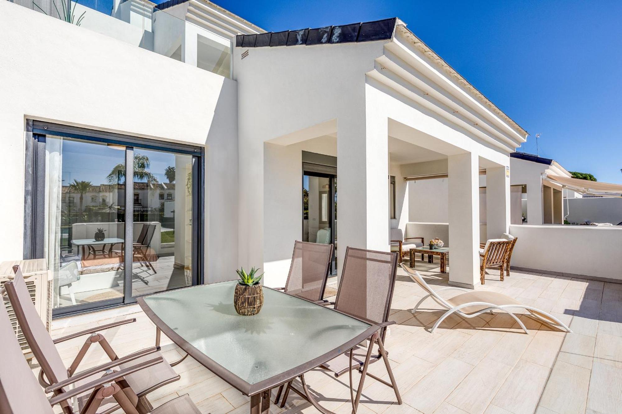 Hanami Arroyo Beach Garden Appartement Estepona