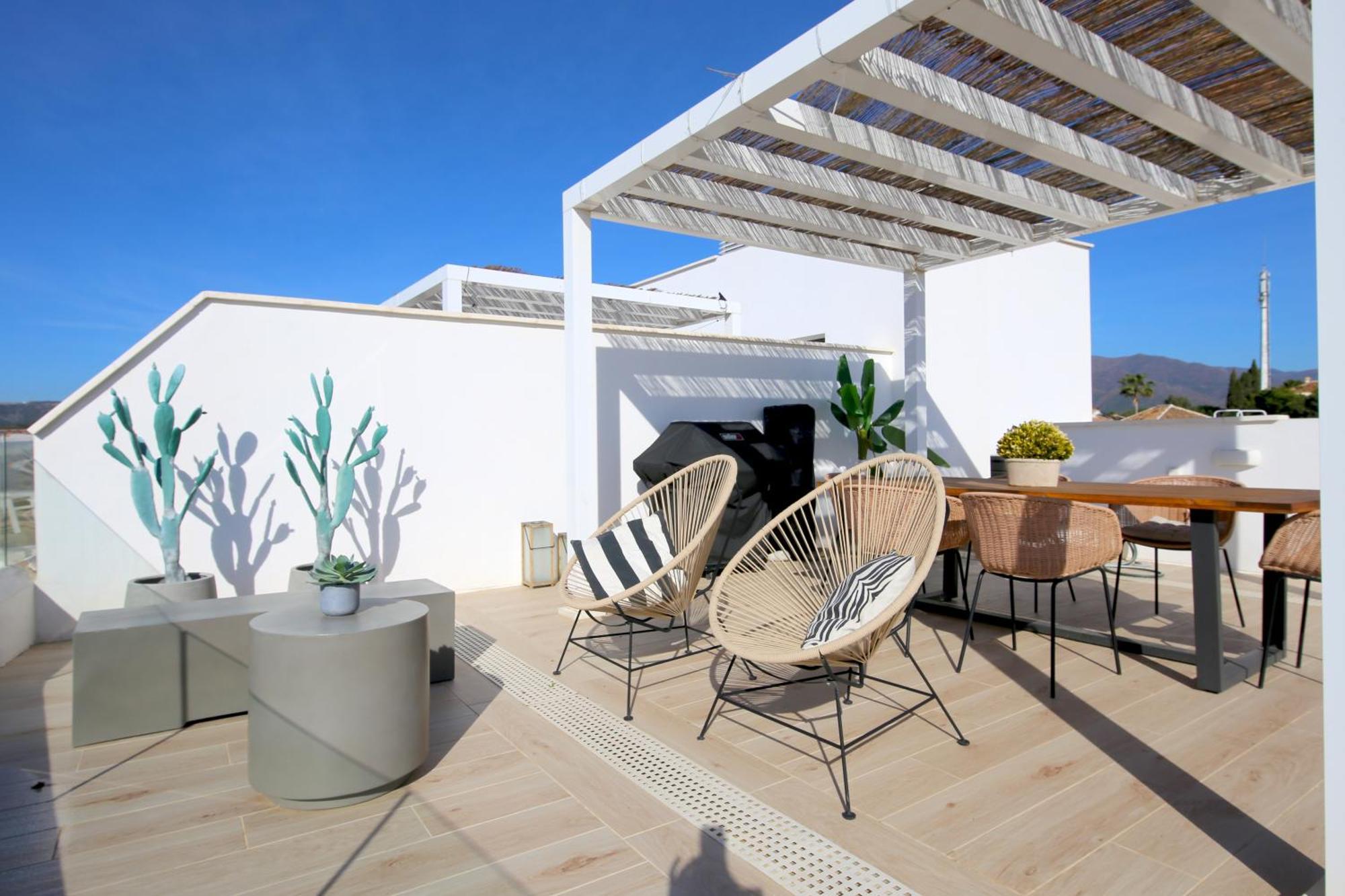 West Luxury Duplex Penthouse Aria Apartment