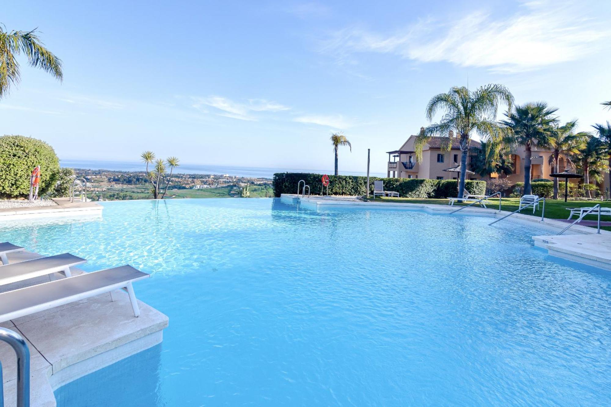Newly Renovated With Amazing View Appartement