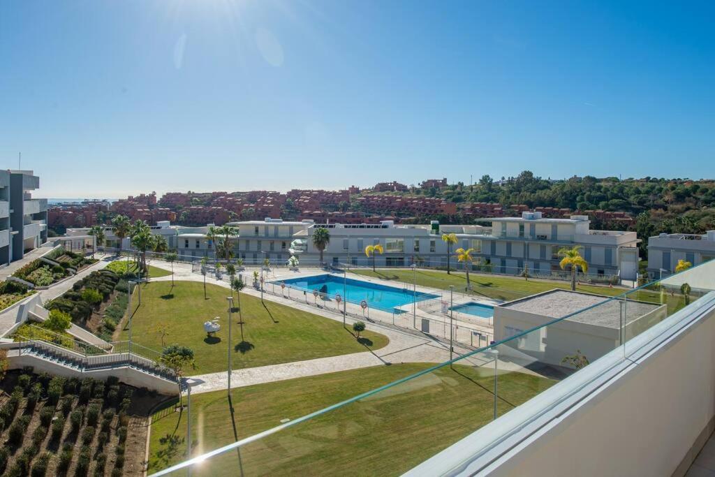 The Sunny Penthouse Apartamento *