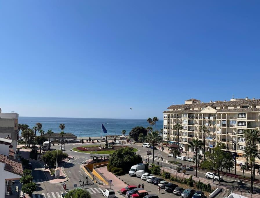 Centrico Junto Al Mar