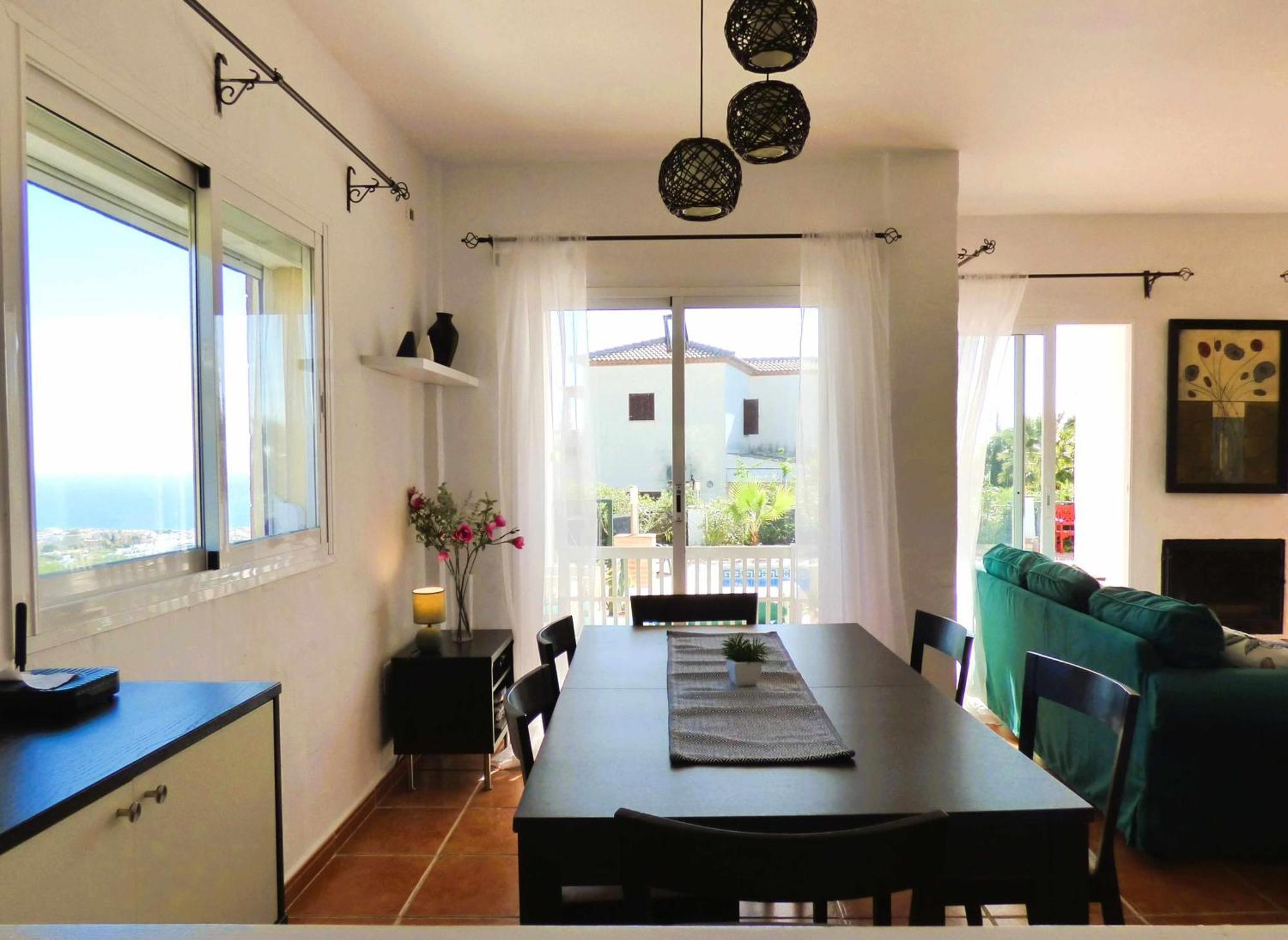 Selecta Casa Blanca Villa Estepona