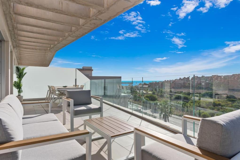 Beautiful Penthouse With Large Terrace Apartamento