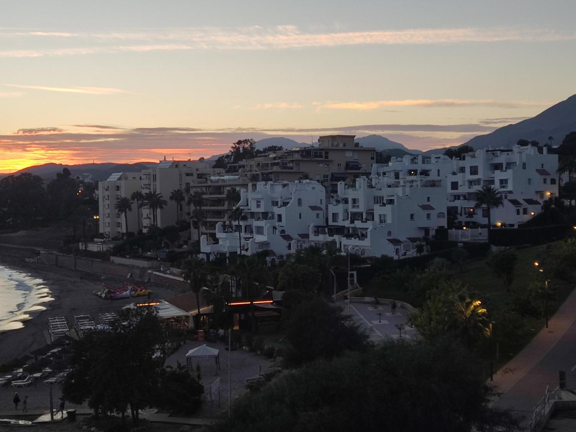 Front Sea View Penthouse Appartement *