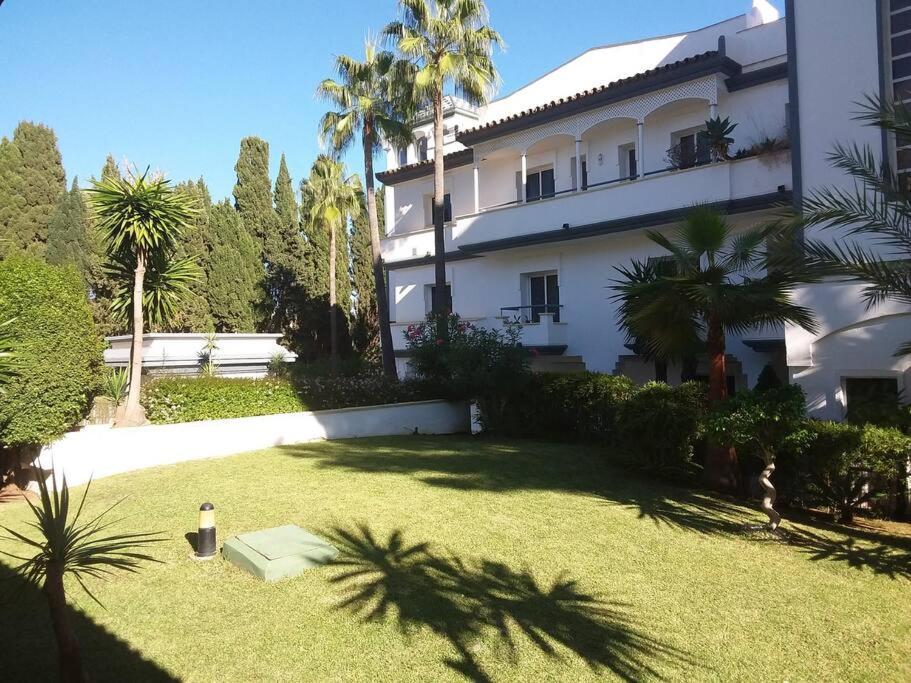First Line Gelijkvloers App * Estepona