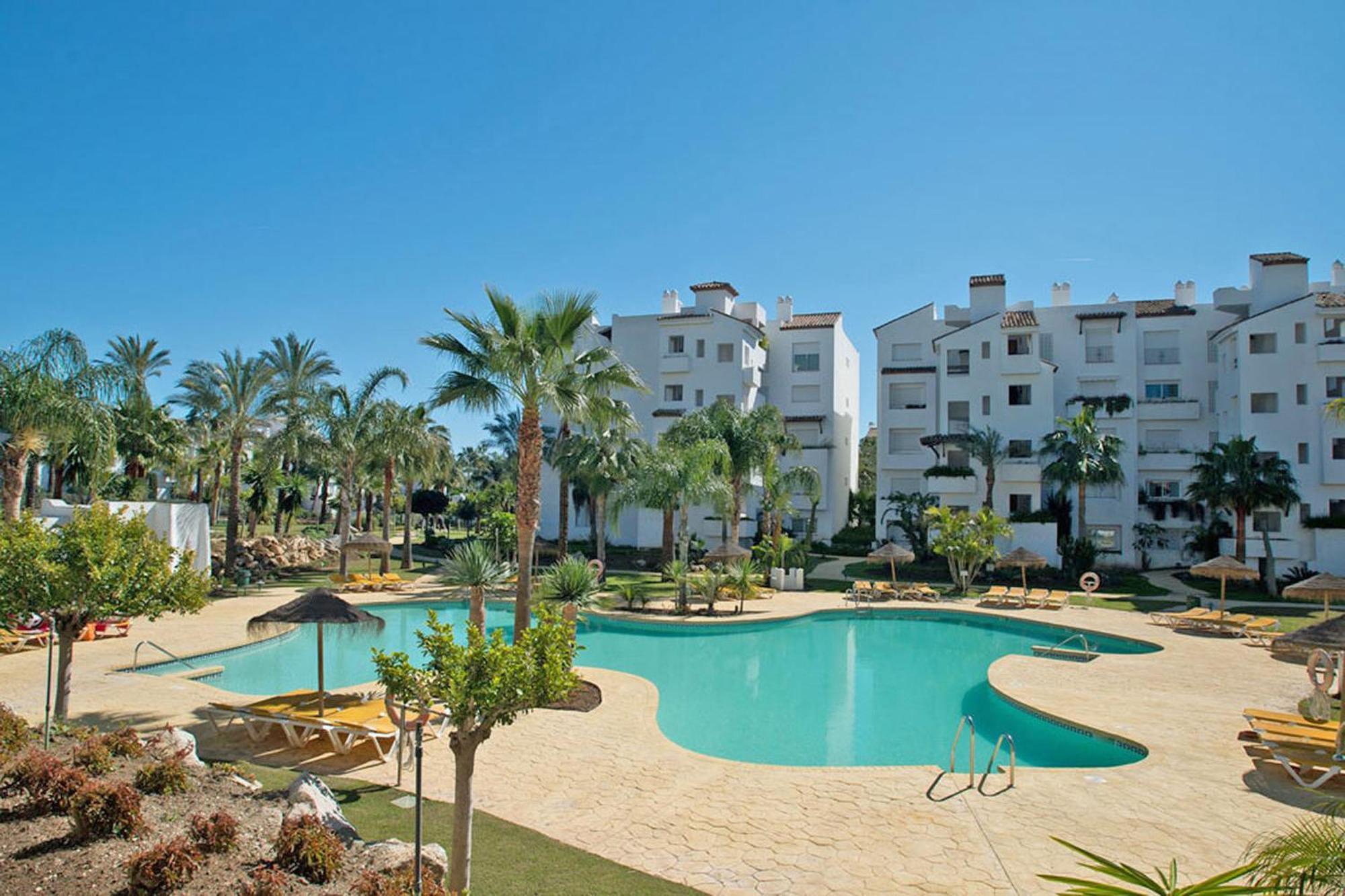 1126 Beachfront High Standard With Terrace Estepona