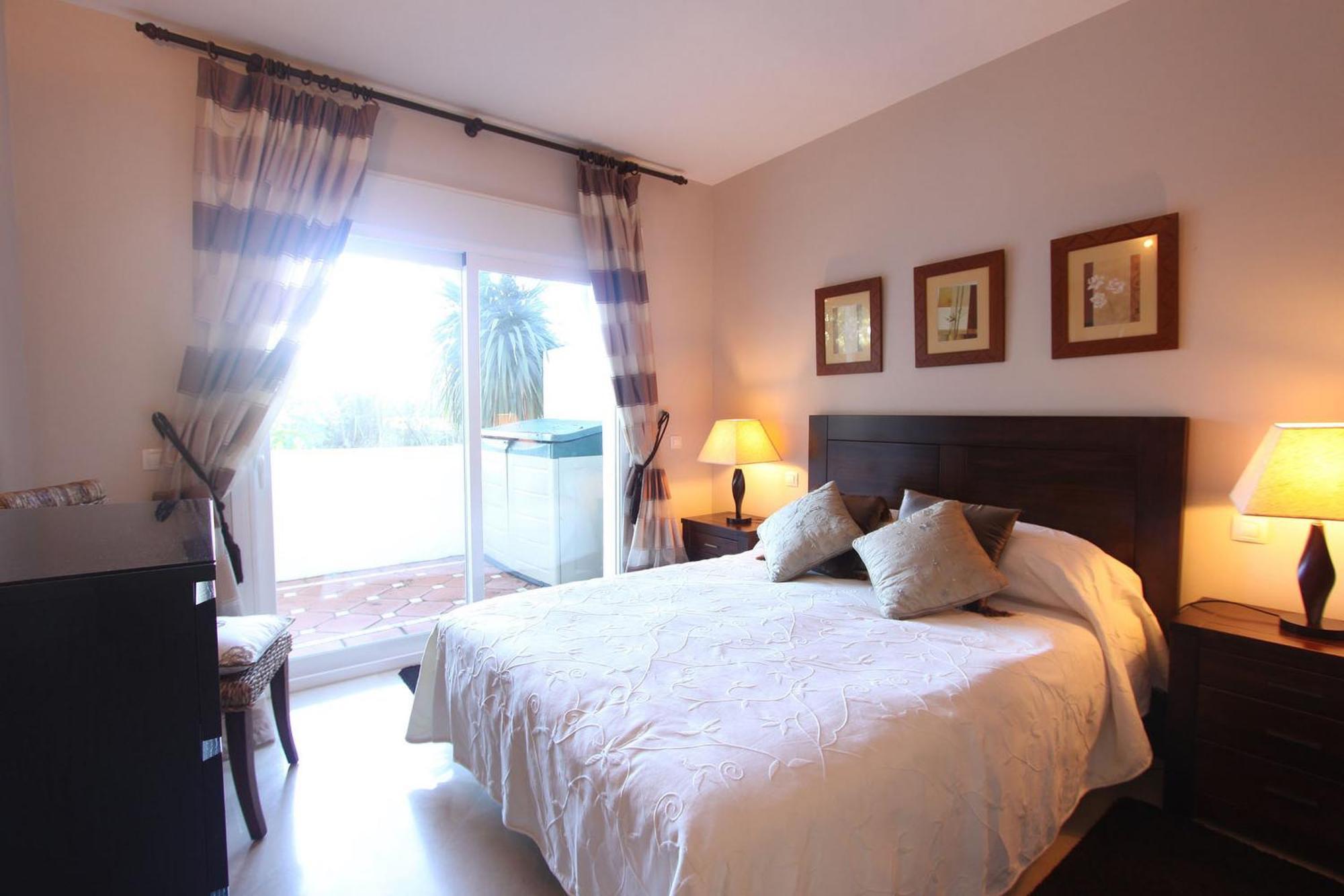 1126 Beachfront High Standard With Terrace *