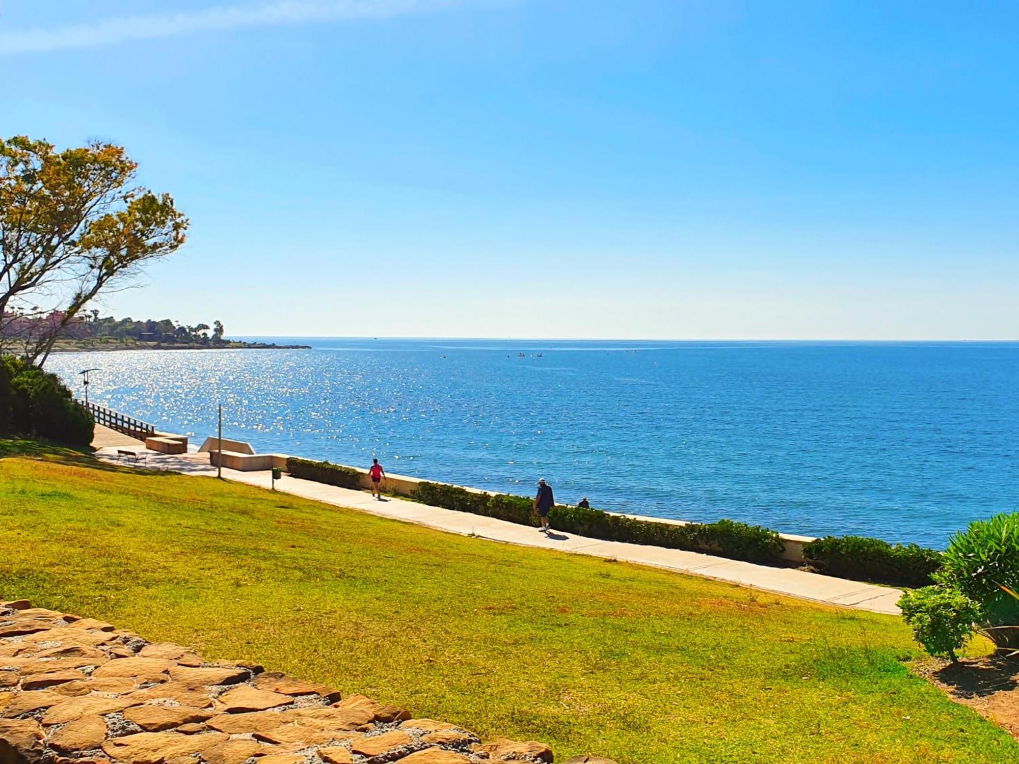 Luxury Frontline Ehhouse Estepona