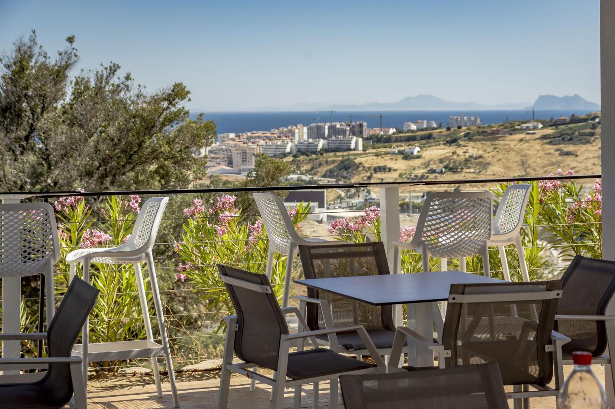 Lae23- Mirador Hills By Roomservices