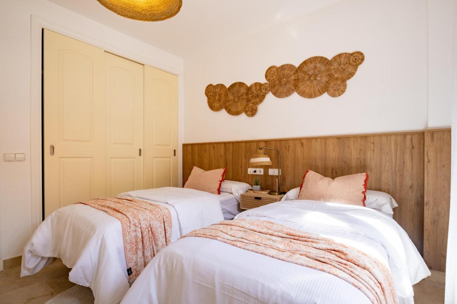 Aparthotel Increible Y Moderno Duplex Con Piscinas Y Preciosas Vistas Estepona