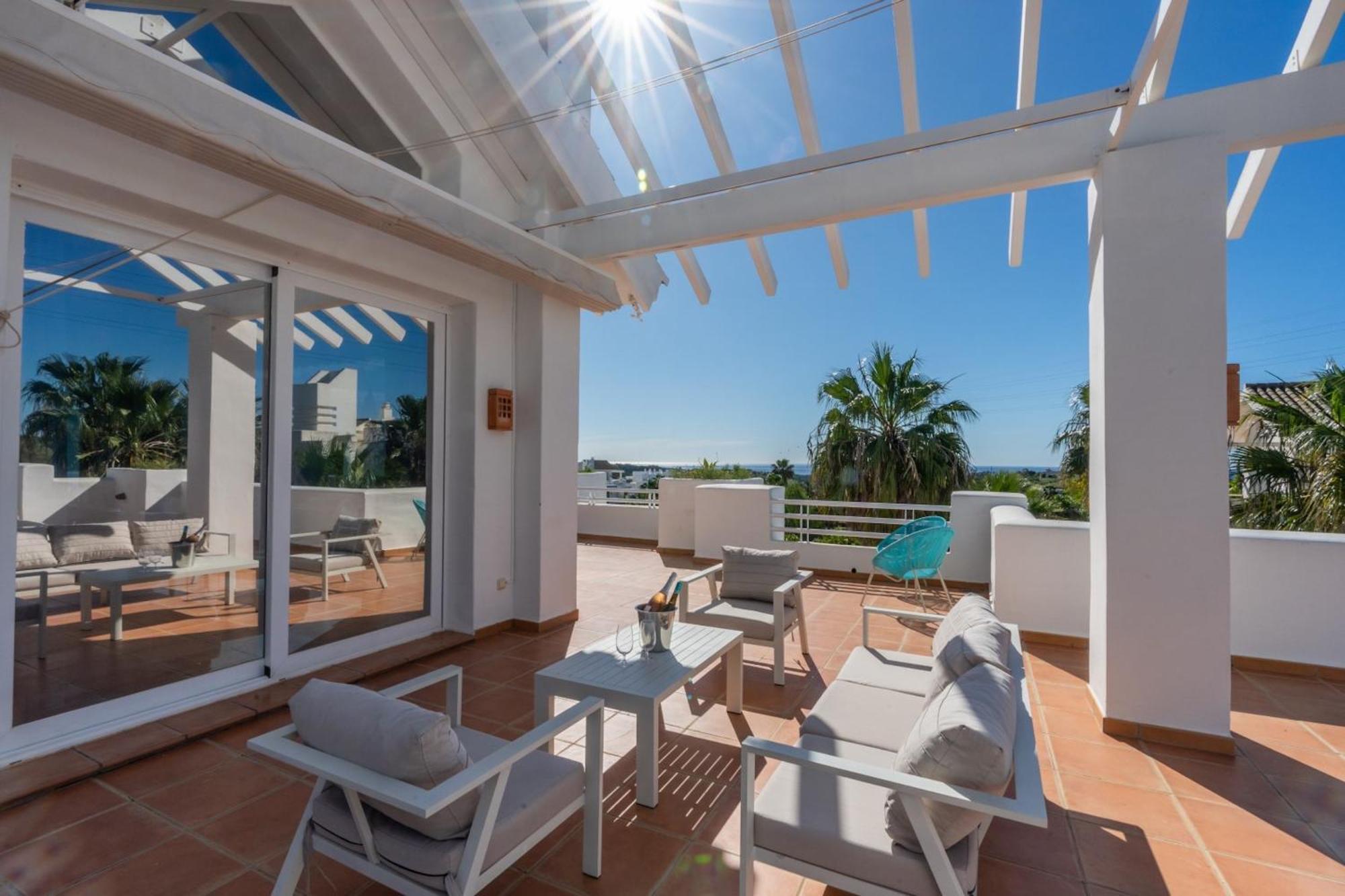 Al-321 Penthouse 3 Bedrooms Alcazaba Lagoon * Estepona