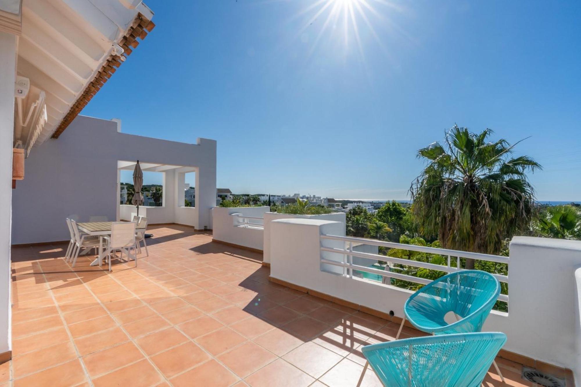 Apartment Al-321 Penthouse 3 Bedrooms Alcazaba Lagoon