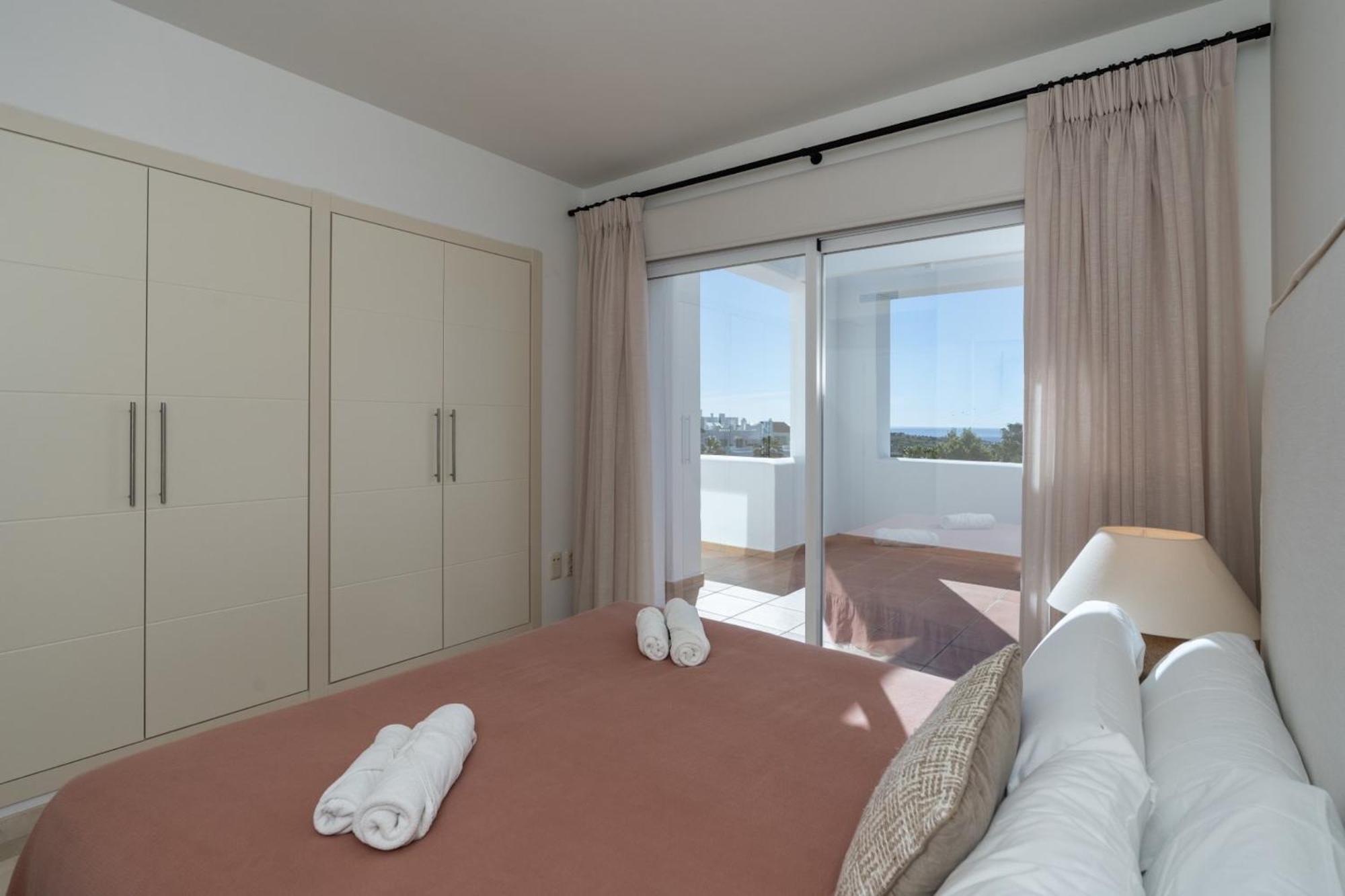 Al-321 Penthouse 3 Bedrooms Alcazaba Lagoon Apartment Estepona