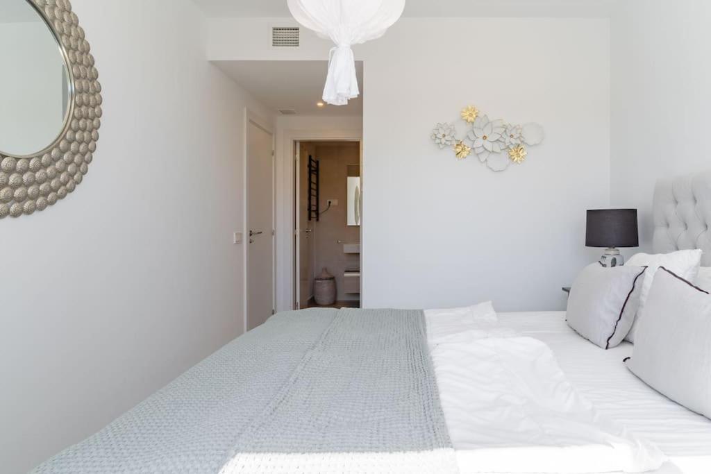 Modern With Sea View Estepona