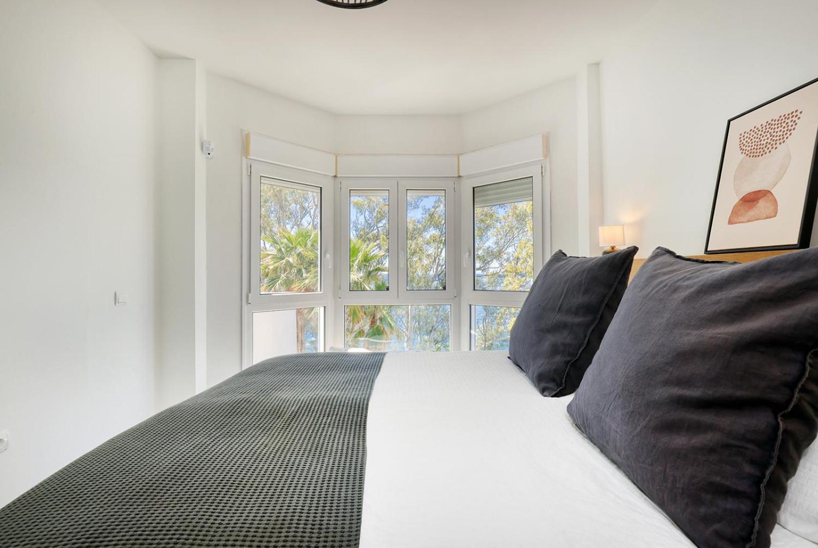 Penthouse Amaryllis - Gerenoveerd Direct Aan Zee Apartment Estepona