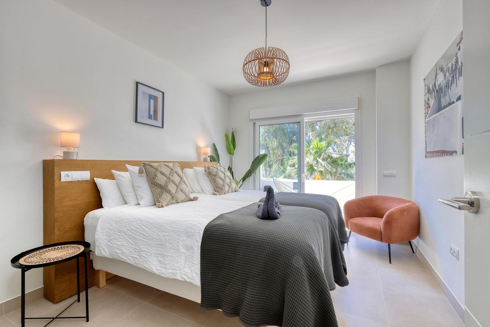 Penthouse Amaryllis - Gerenoveerd Direct Aan Zee Apartment *
