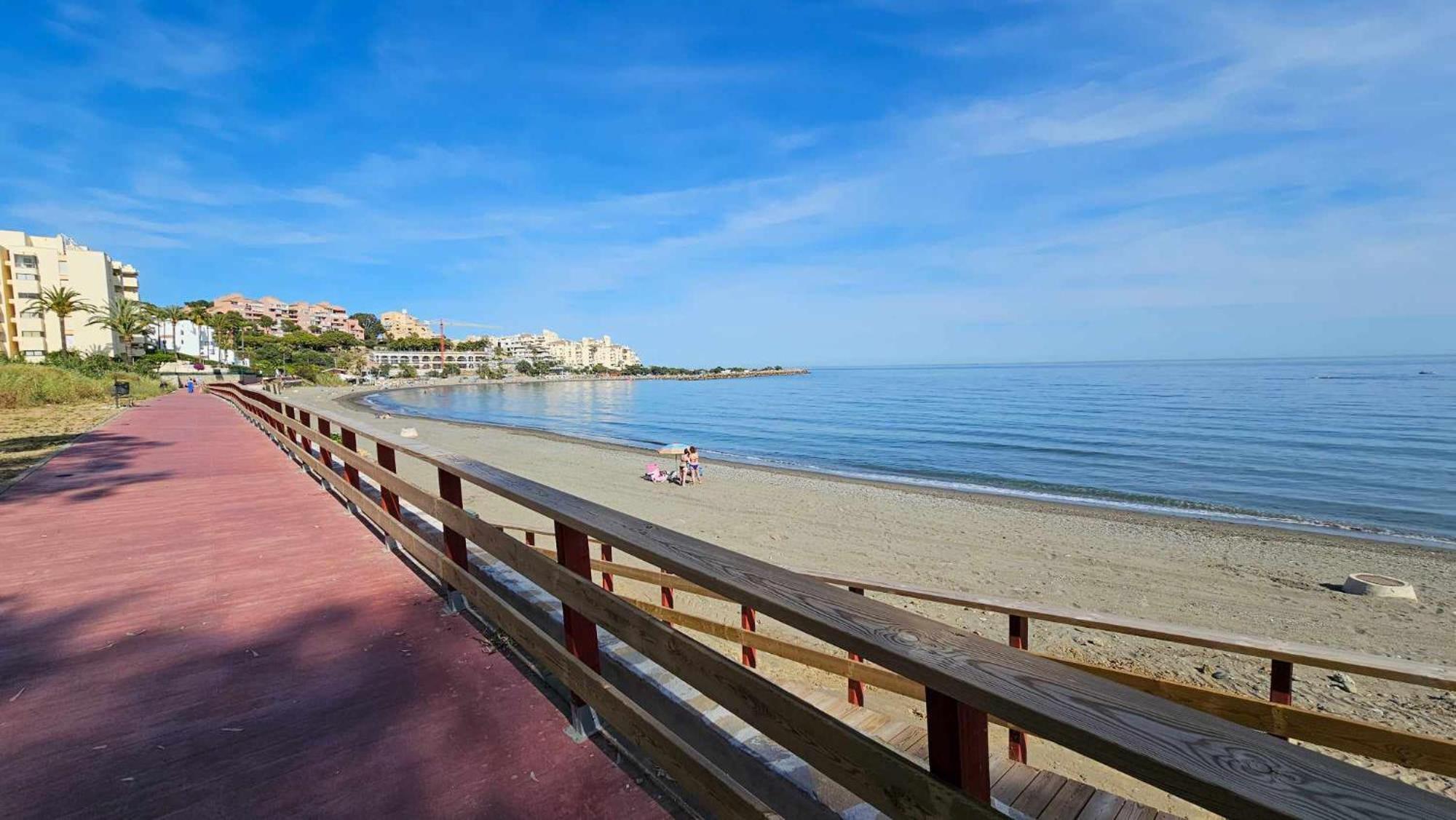 Duplex Con Bellas Vistas Al Mar, A Pasos De La Playa * Estepona