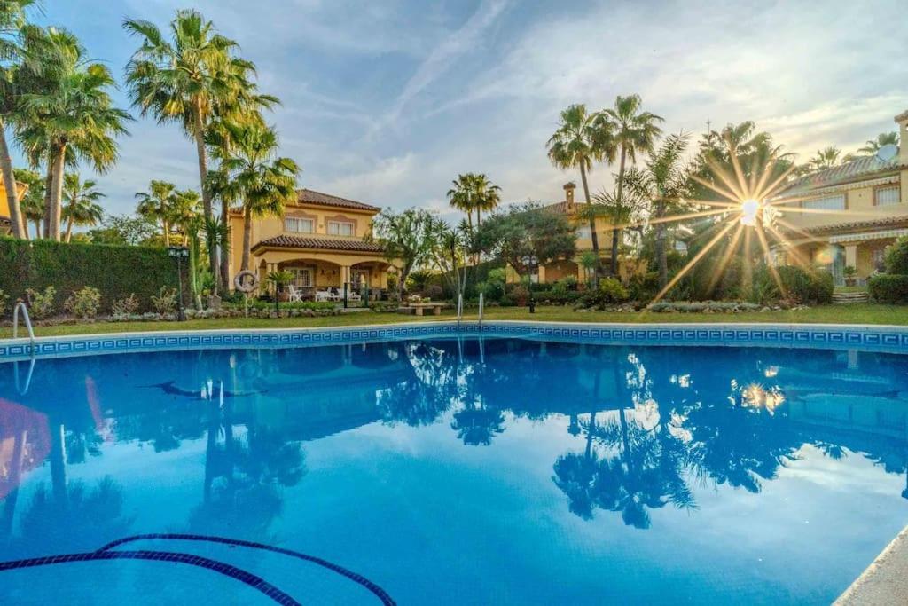 Cozy In Marbella-estepona Villa
