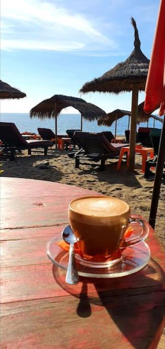 Apartment Beachfront Escape Estepona