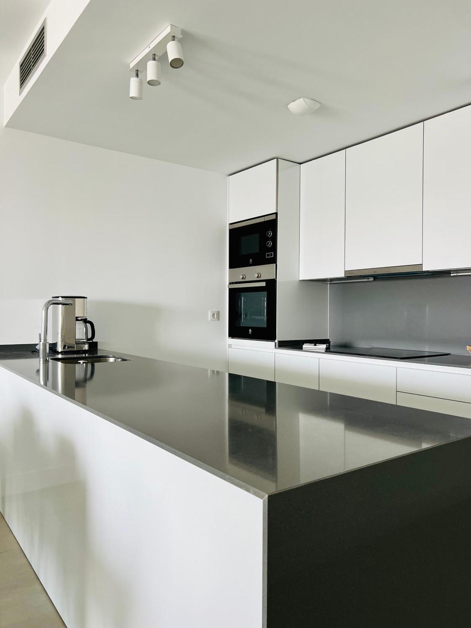 Apartment Moderne Et Cosy Avec Piscine, Jacuzzi, Salle De Sport Et Billard Estepona