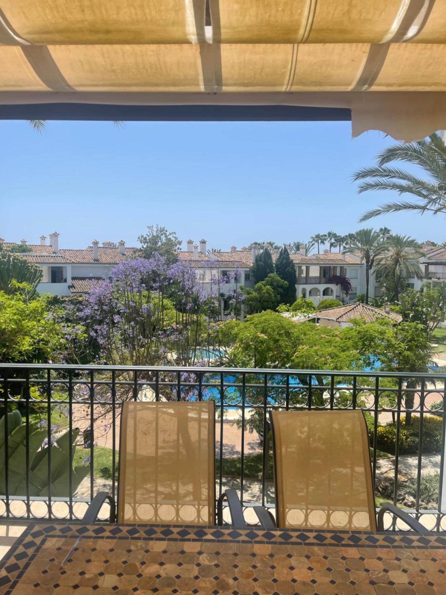 Apartment Beachfront Escape Estepona