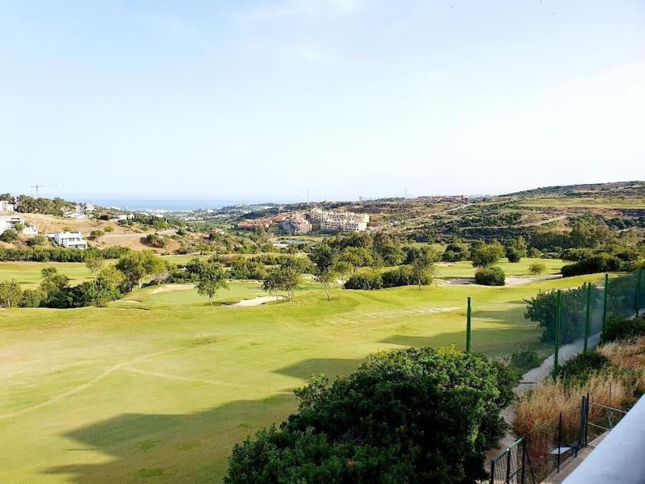 Duplex Frontline Valle Golf 3bed Estepona