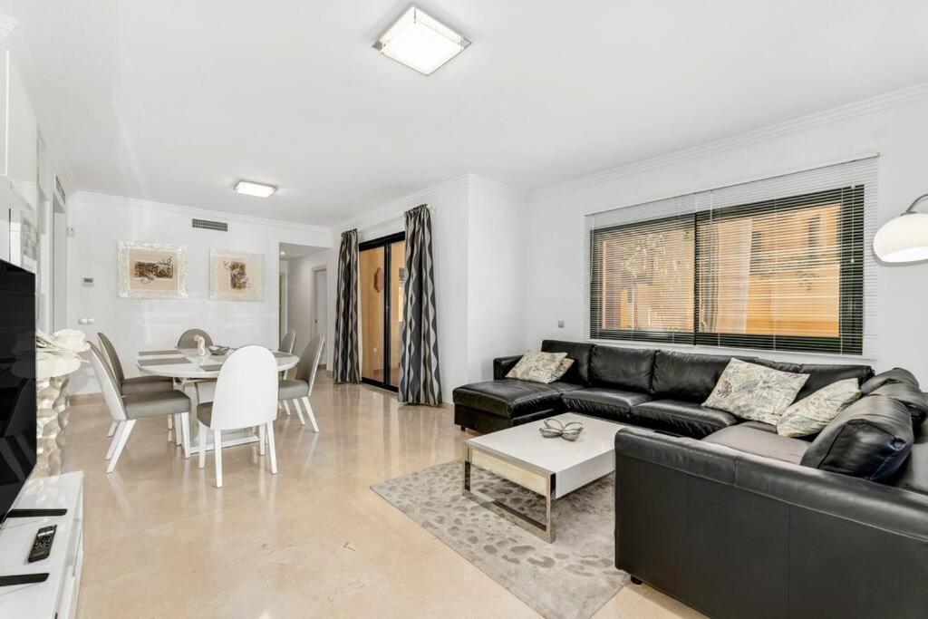 Gorgeous Apartment, 3br With Pool And Terrace Apartamento *