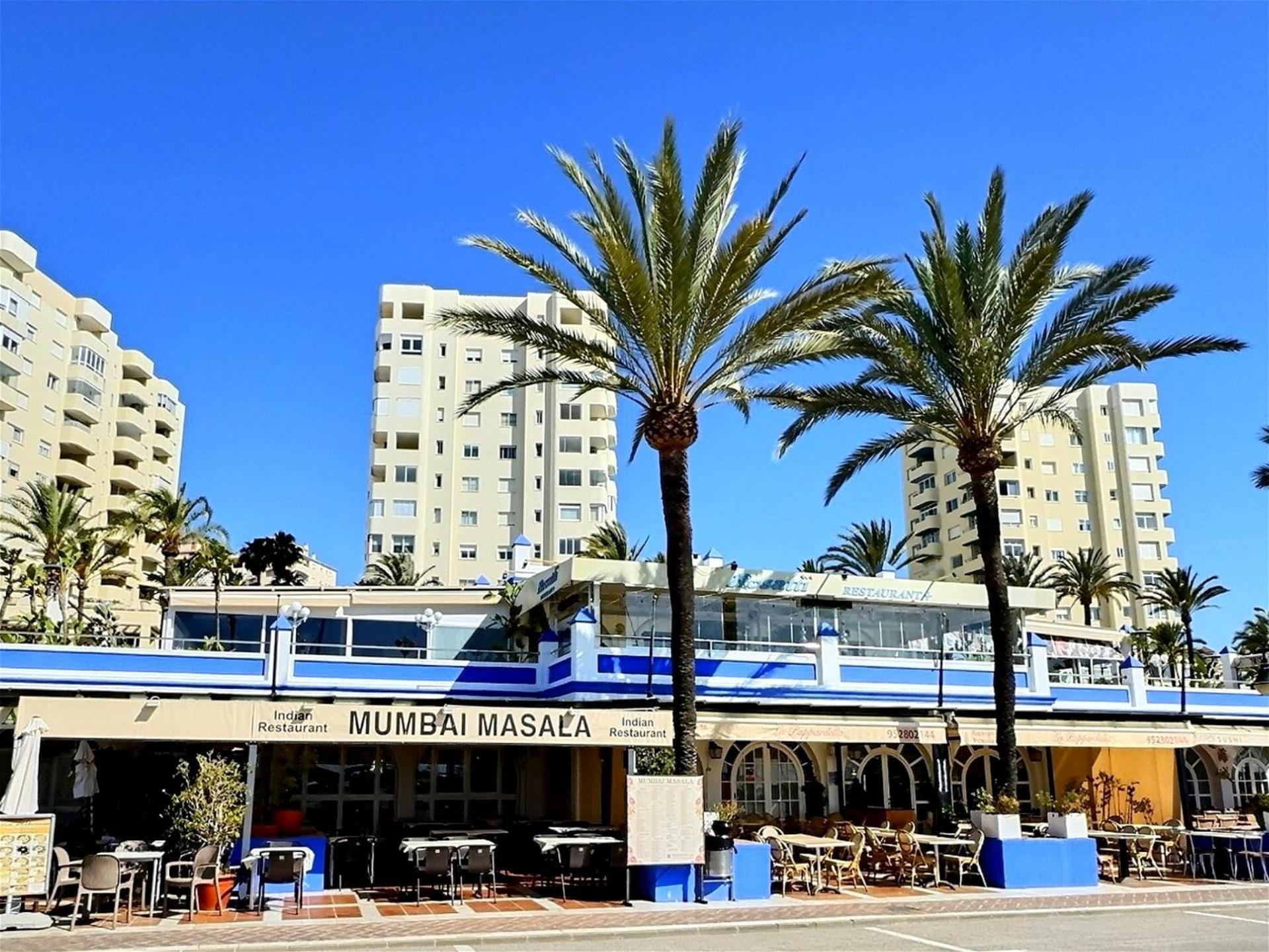 Two Bedroom Moments From The Cristo * Estepona