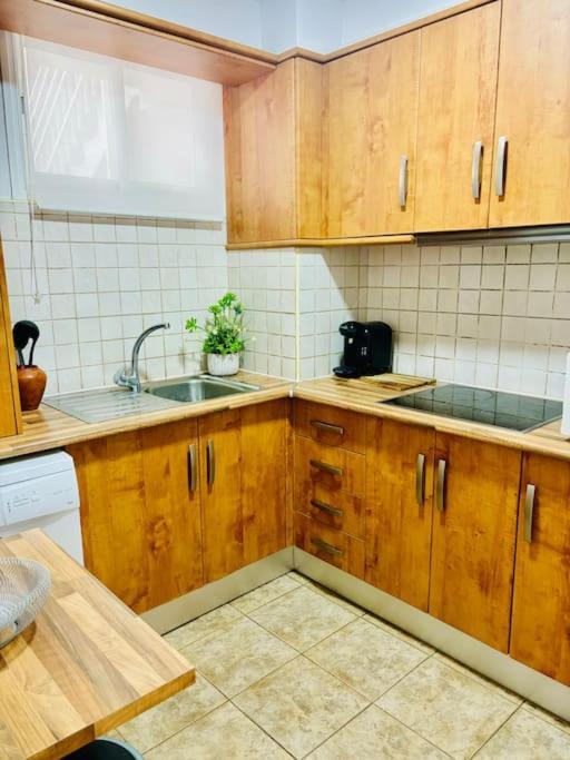 Spacious With Sea Views D Apartment