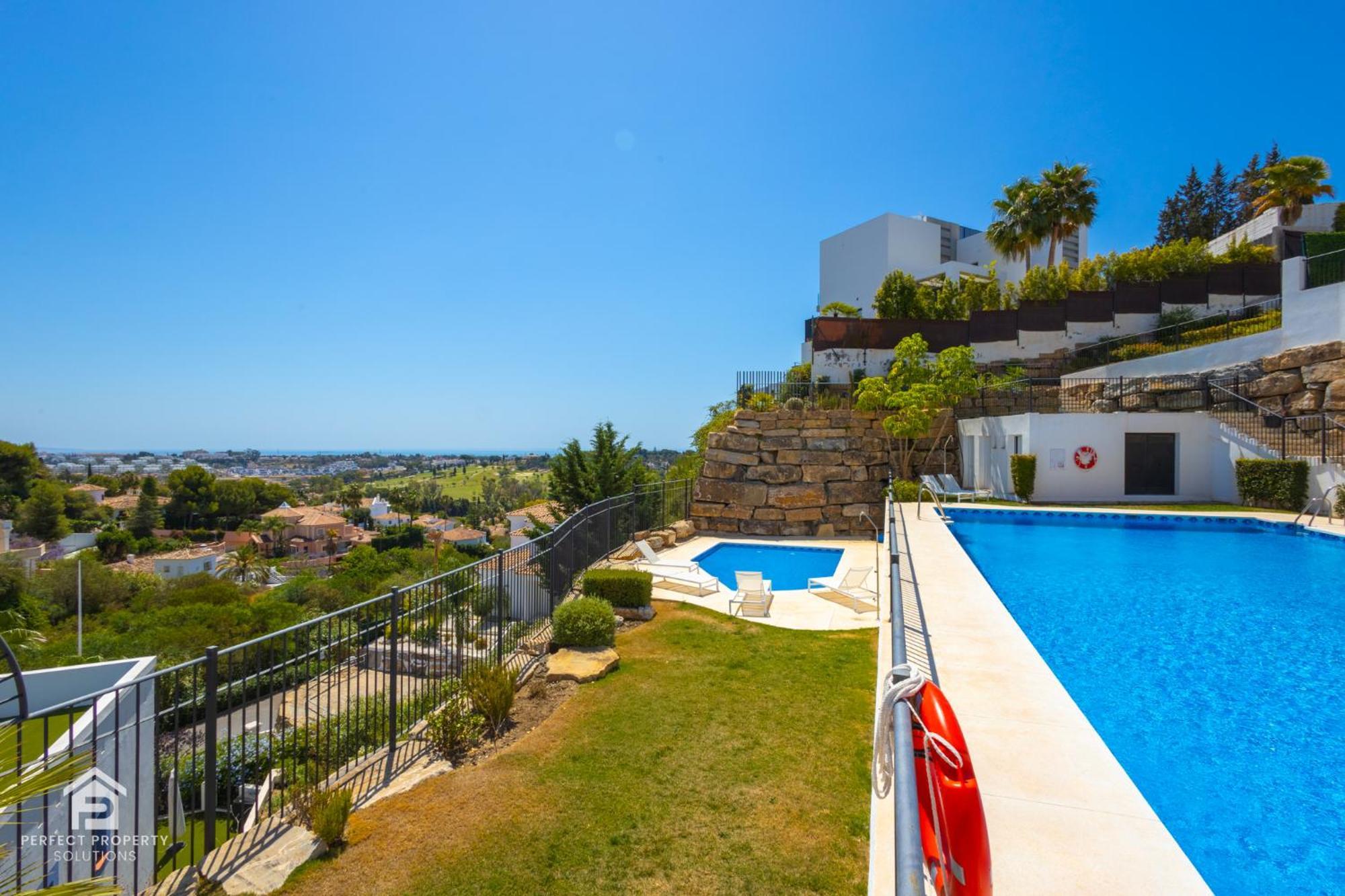 Paraiso - Sea-views, 3 Bedrooms, 7 Pools Apartment *