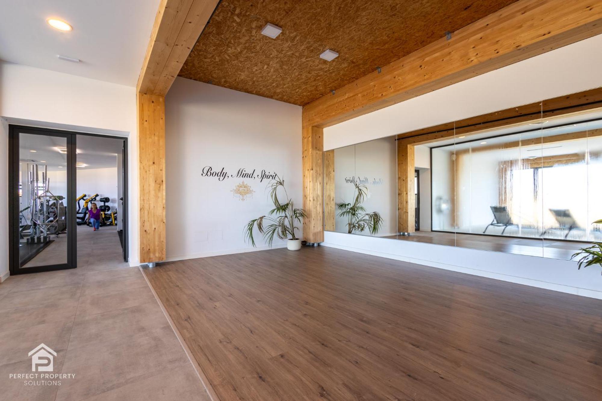 Paraiso - Sea-views, 3 Bedrooms, 7 Pools Estepona