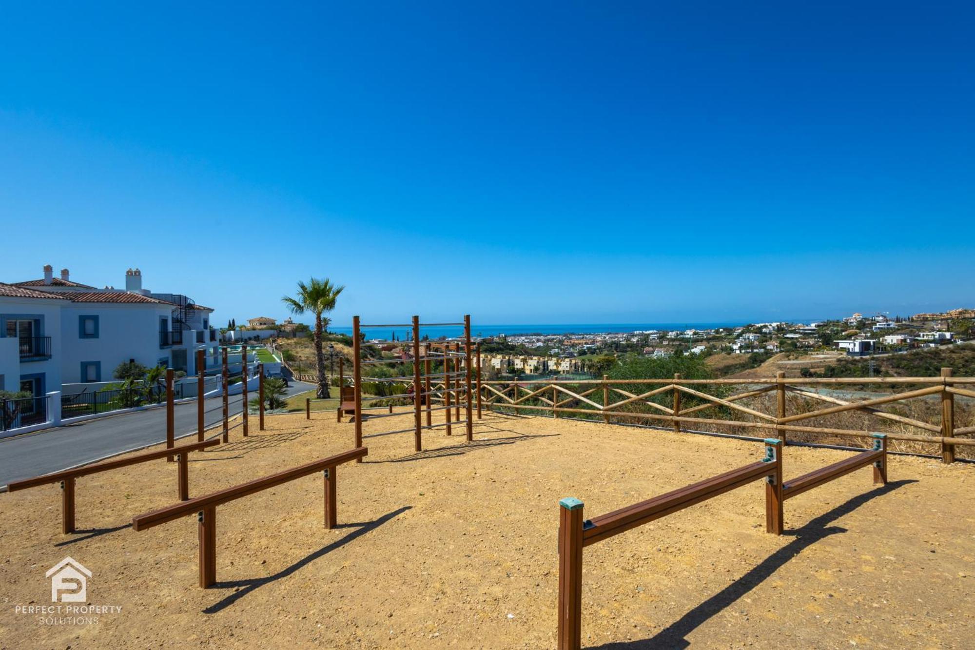 Apartment Paraiso - Sea-views, 3 Bedrooms, 7 Pools *