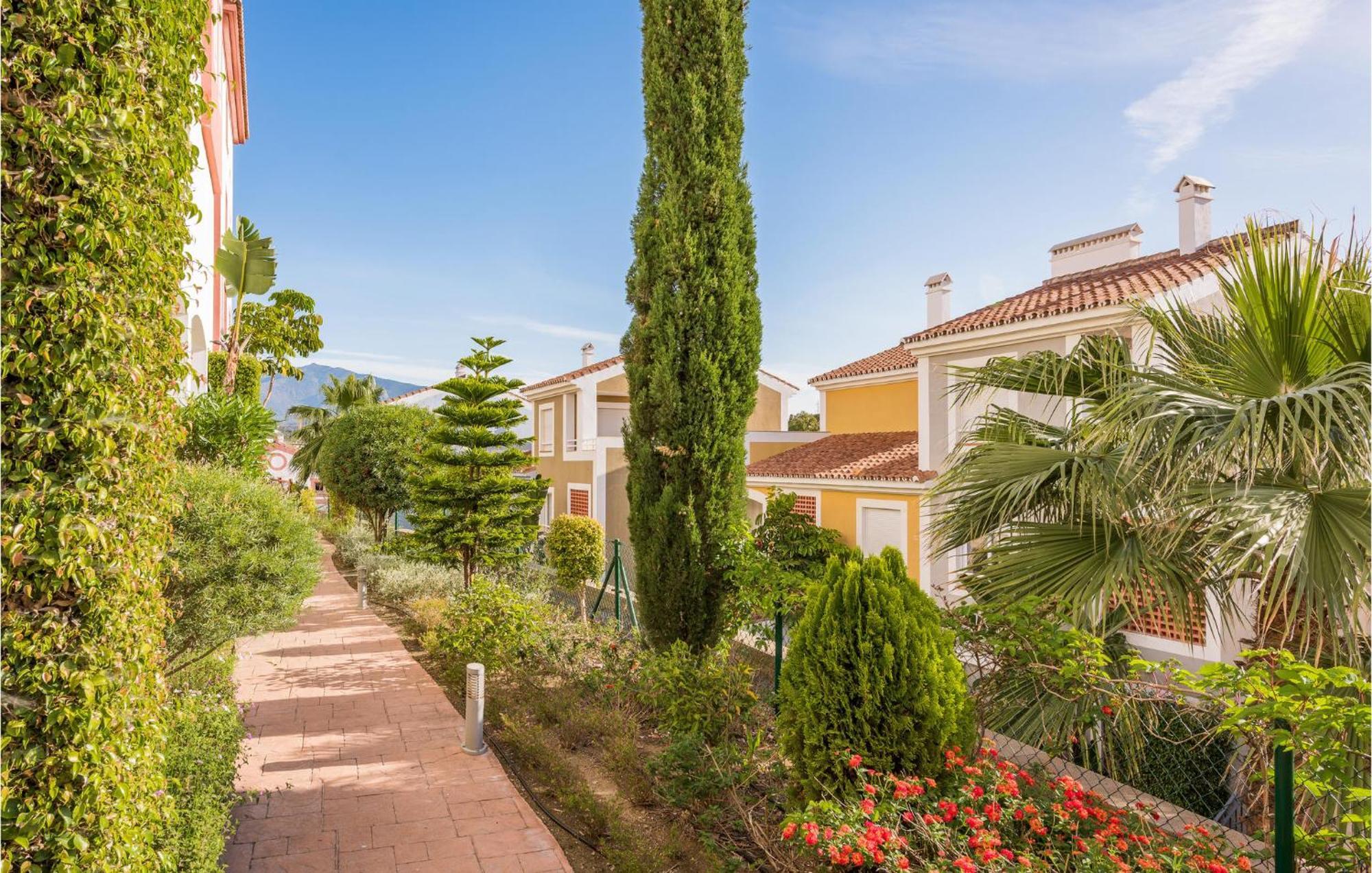 2 Bedroom Beautiful In Apartment Estepona