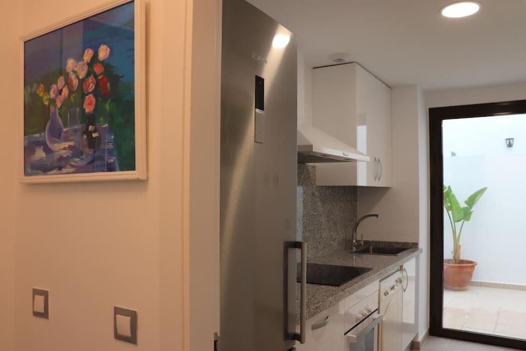 Apartment Oasis In With Parking 5min From The *
