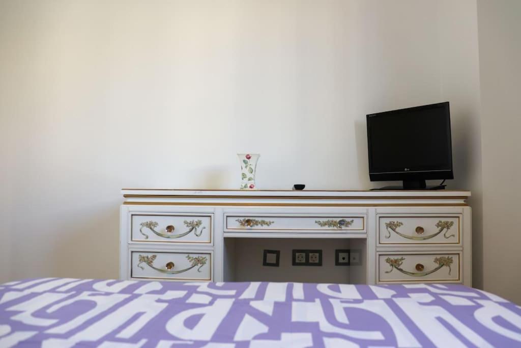 Oasis In With Parking 5min From The Estepona
