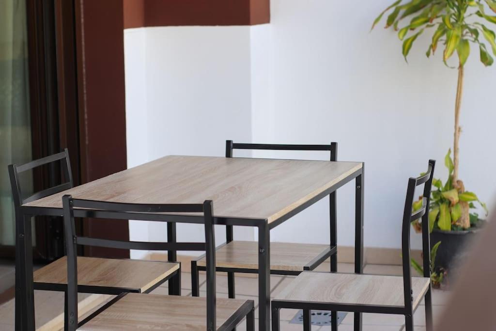 Appartement Oasis In With Parking 5min From The Estepona