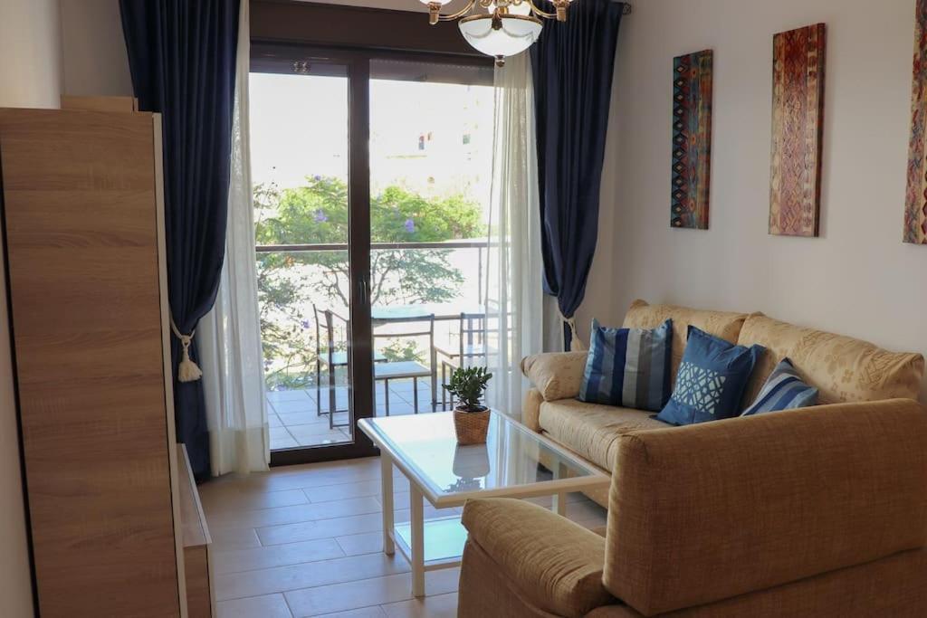 Oasis In With Parking 5min From The Apartment Estepona