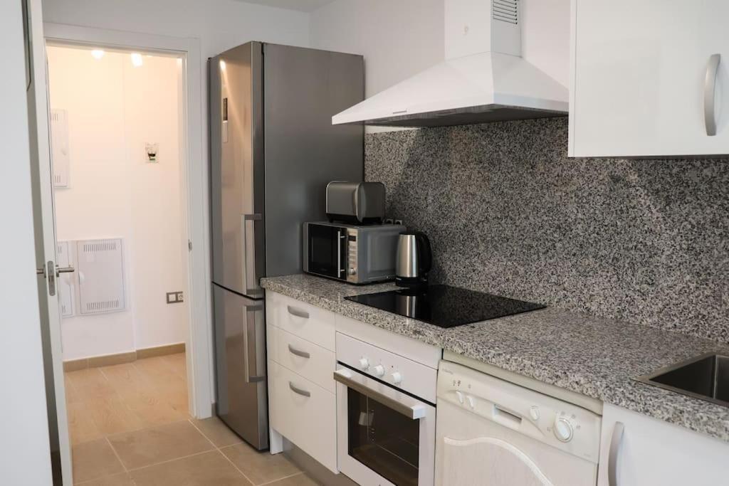 Oasis In With Parking 5min From The Estepona