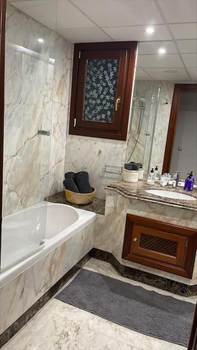 Apartment Happy Luxury - Beachside In Mar Azul,