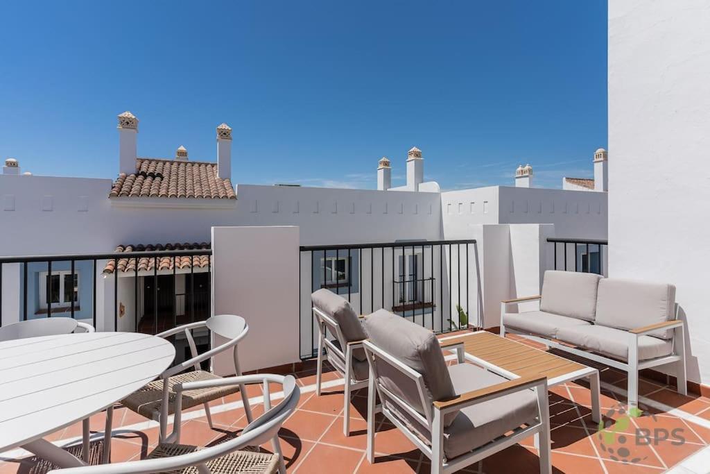 Paraiso Pueblo Penthouse With Sea Views - 5803 *