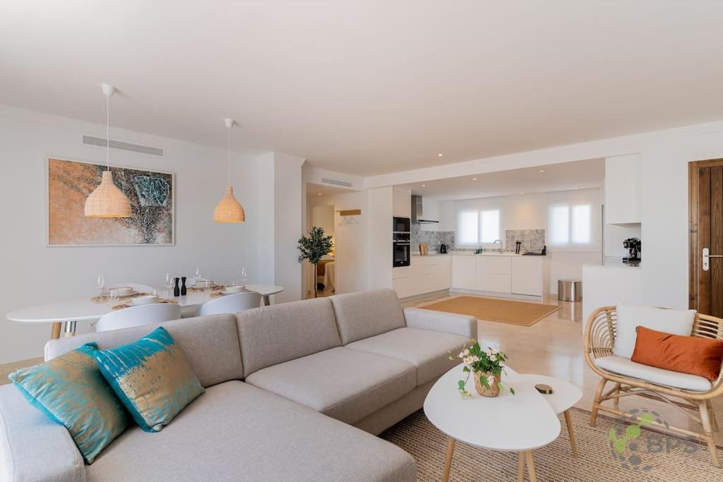 Paraiso Pueblo Penthouse With Sea Views - 5803 Appartement Estepona