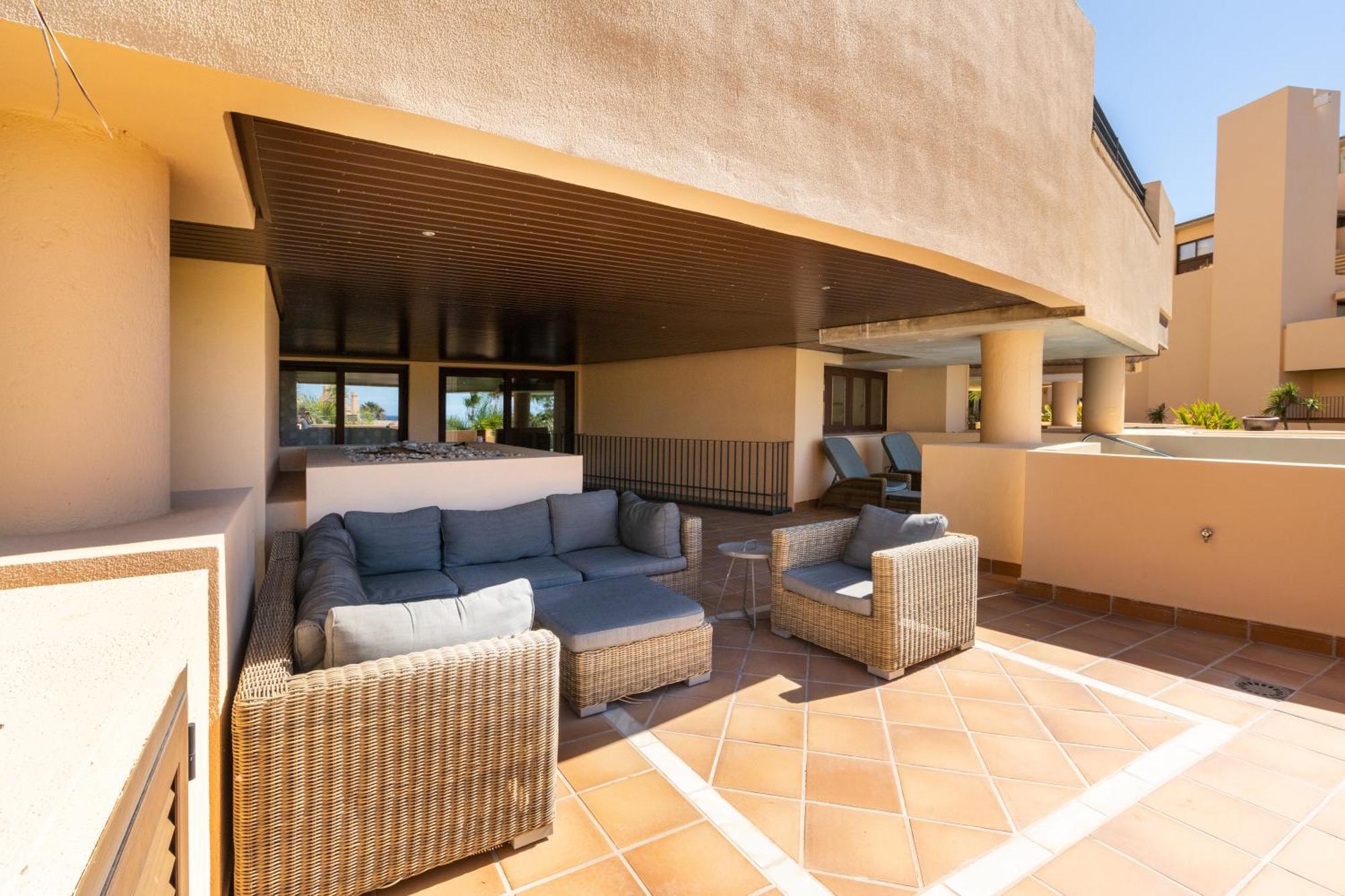 Bahia Boutique Apartment Estepona