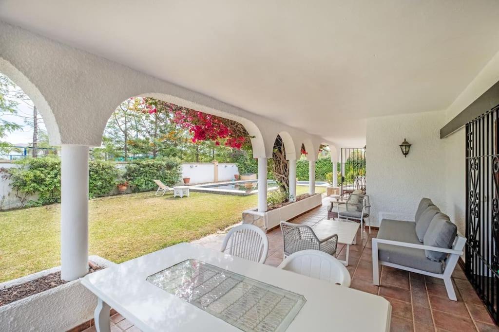 Andalusian By The Beach! Ferienhaus *