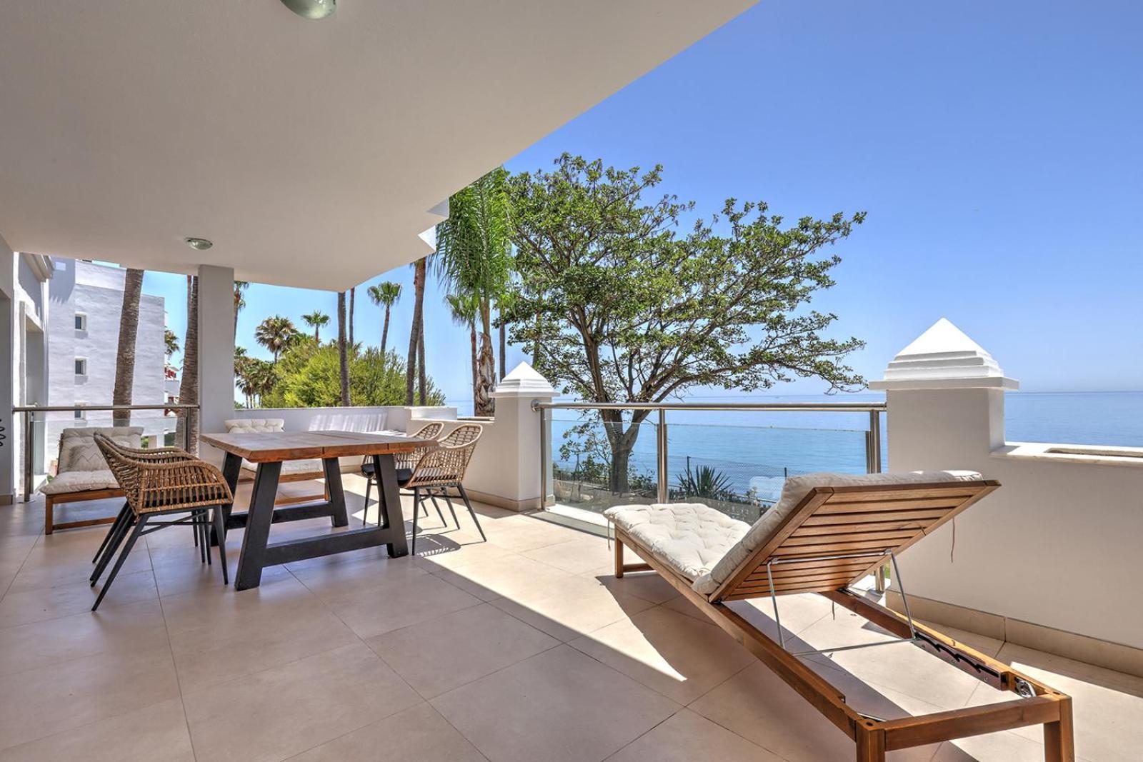 Cadiz - Gerenoveerd Met Groot Balkon & Zeezicht
