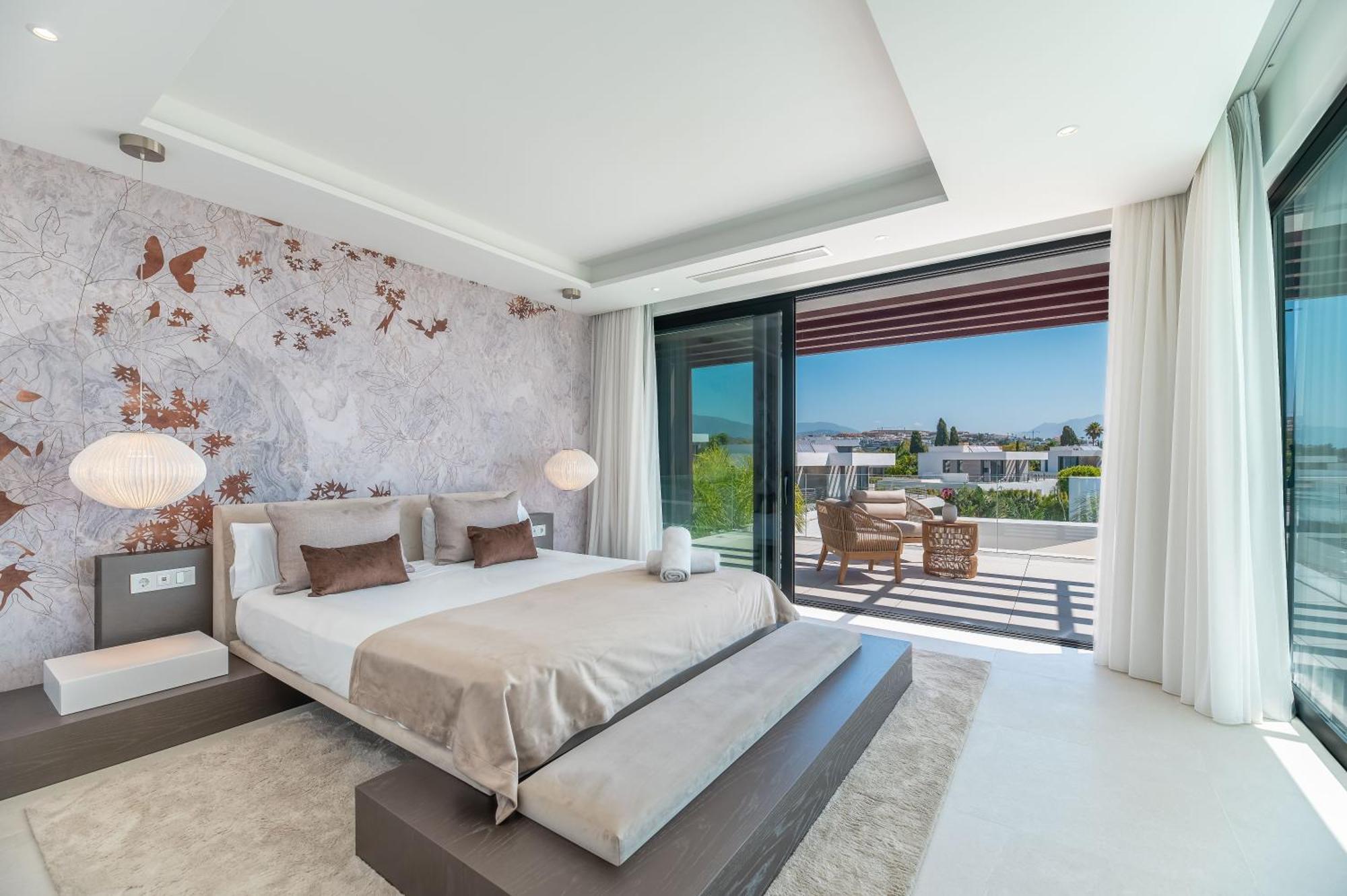 Vacation Marbella I Hanami, Private Infinity Edge-pool, Gym, Movie Theater, Close To Golfs And Beaches * Estepona