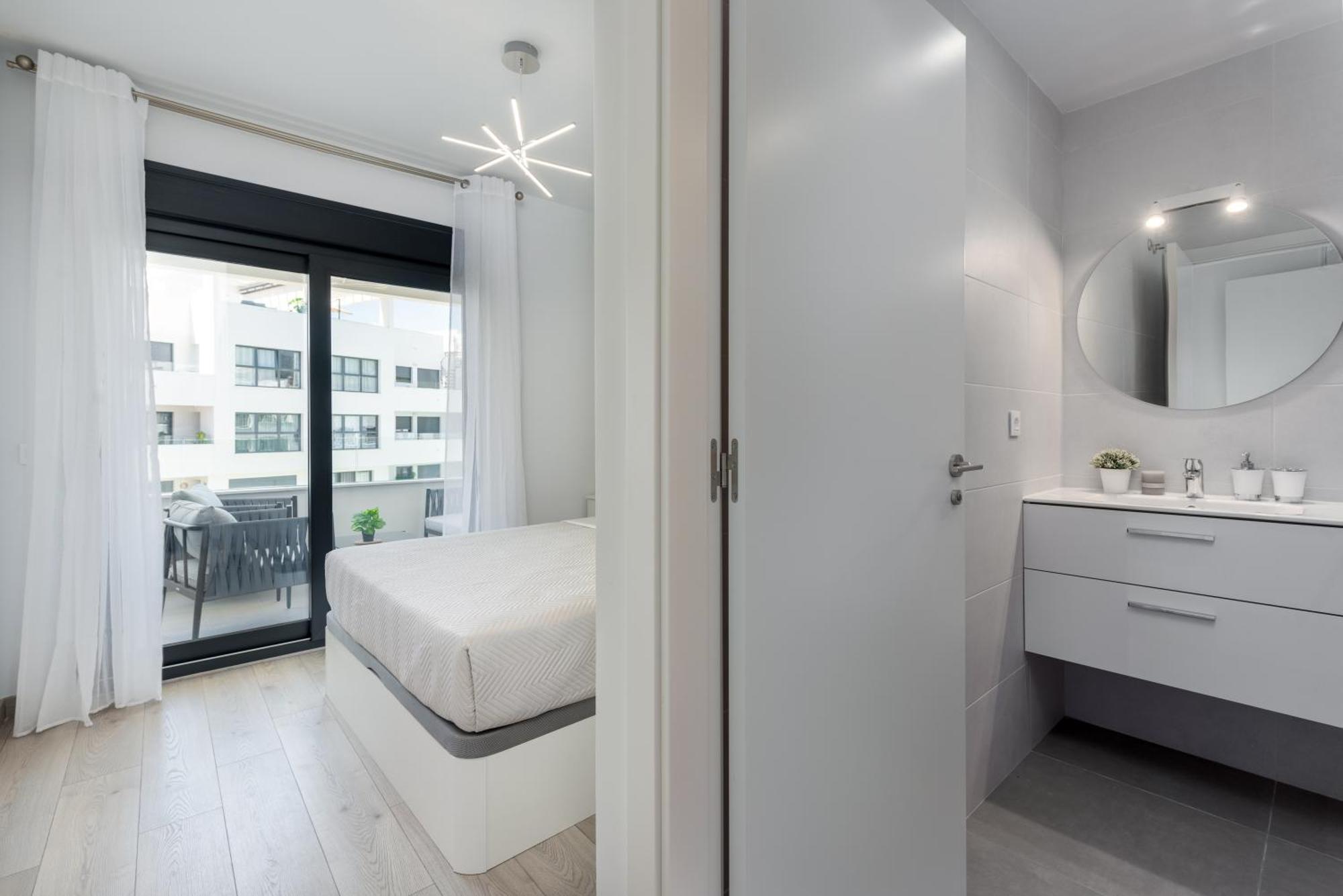 Figaro Terrace And Pool Apartment