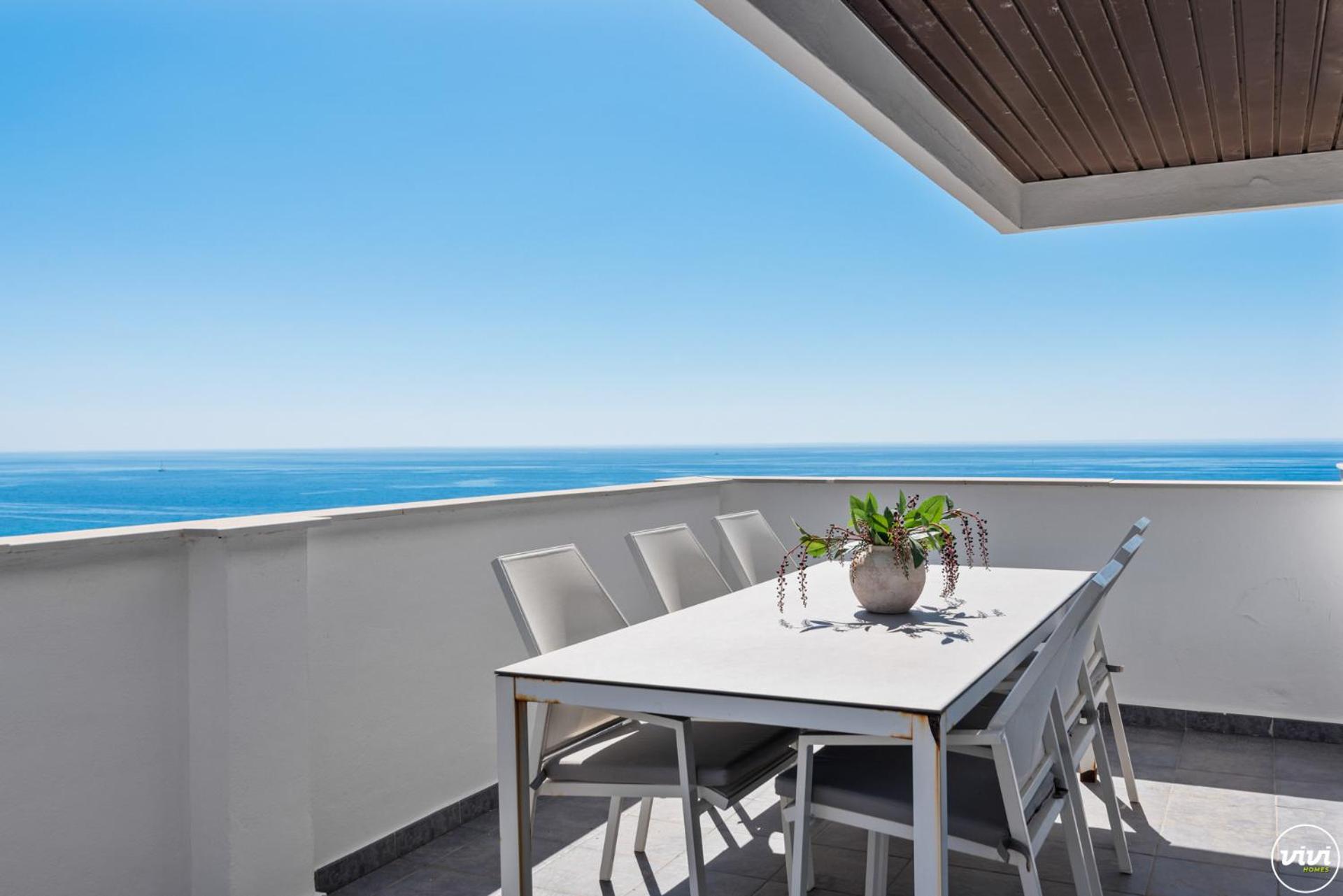 Appartement Vivi Homes - Casa Skye Pool, Terrace & Sea View