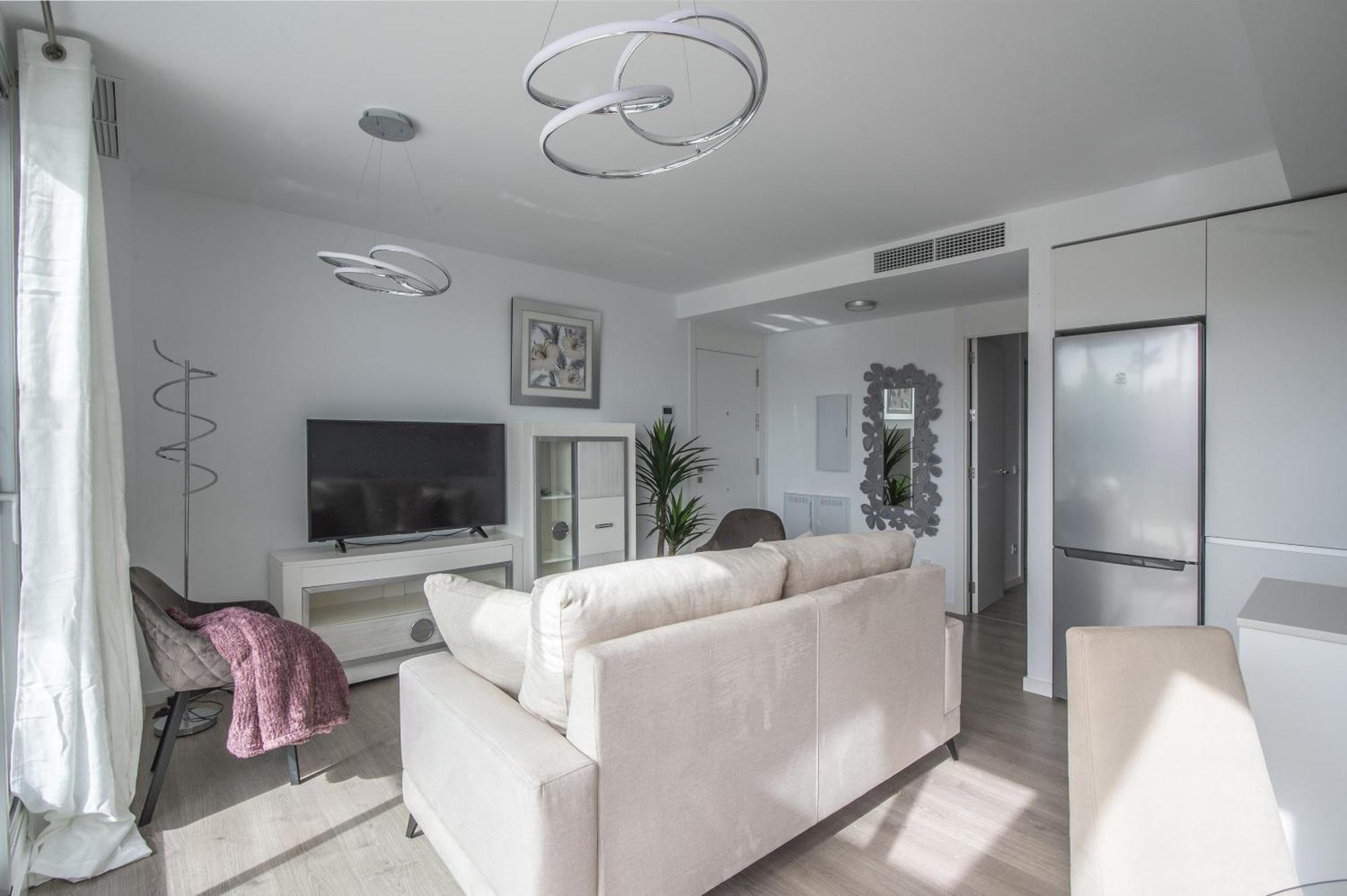 Serenity 2br With Pool * Estepona